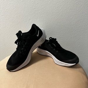 Nike Air Zoom Pegasus 38 Nike Kids in size US 5 Y, (37.5 EUR)